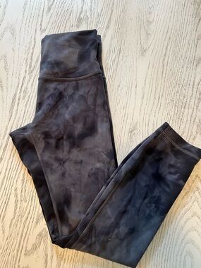 Lululemon Wunder Train | Size 4